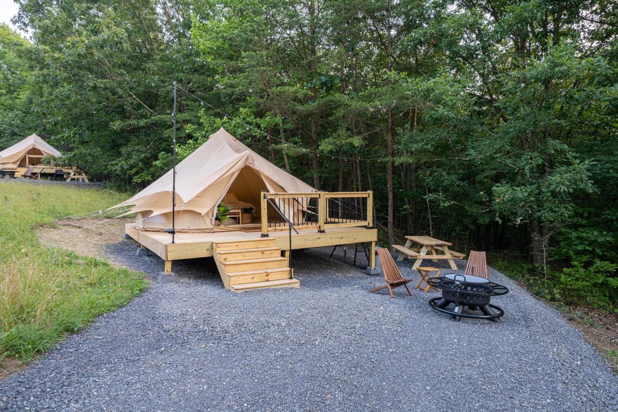 Firefly Ridge Luxury Retreat Hotel Great Cacapon Exterior foto