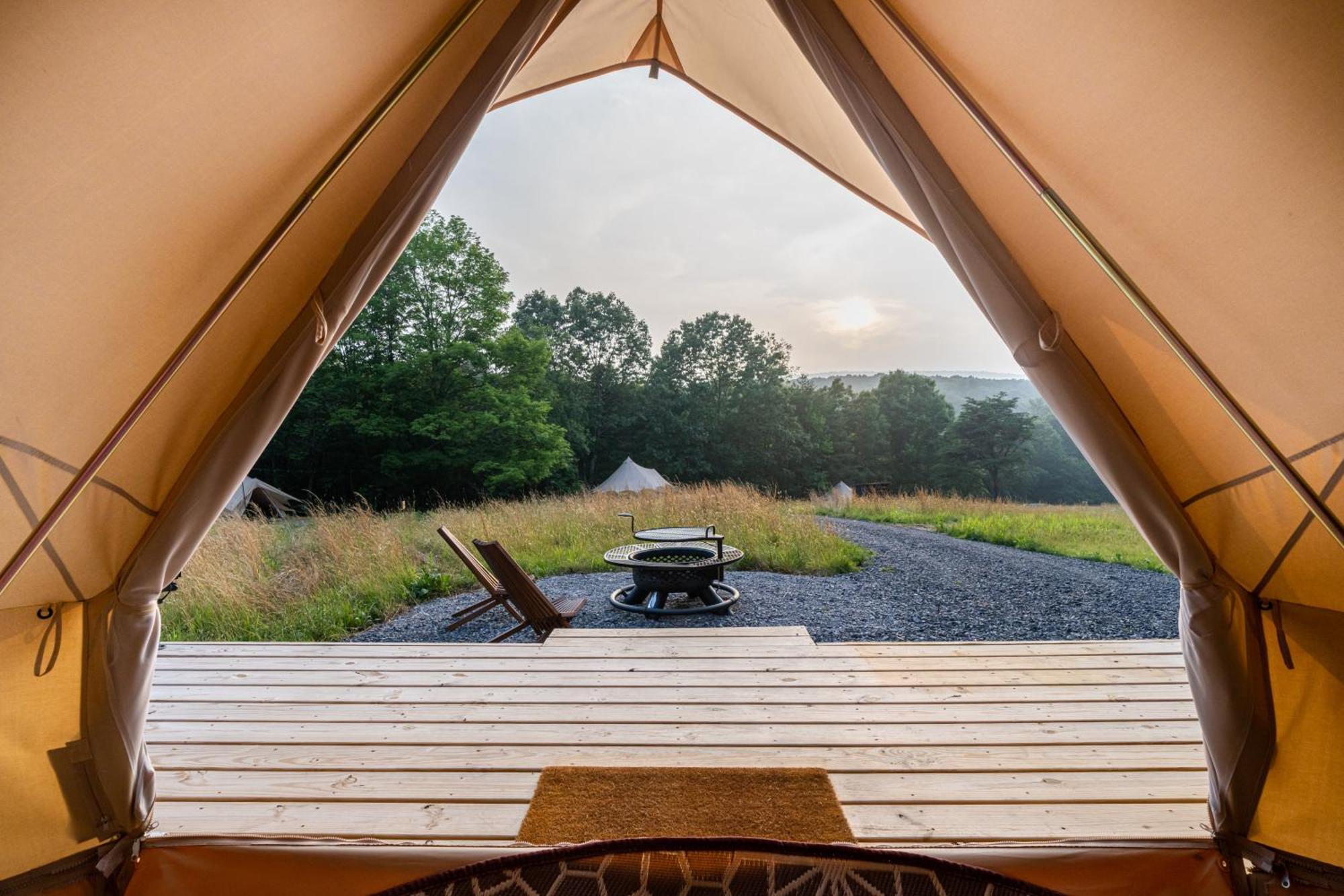 Firefly Ridge Luxury Retreat Hotel Great Cacapon Exterior foto