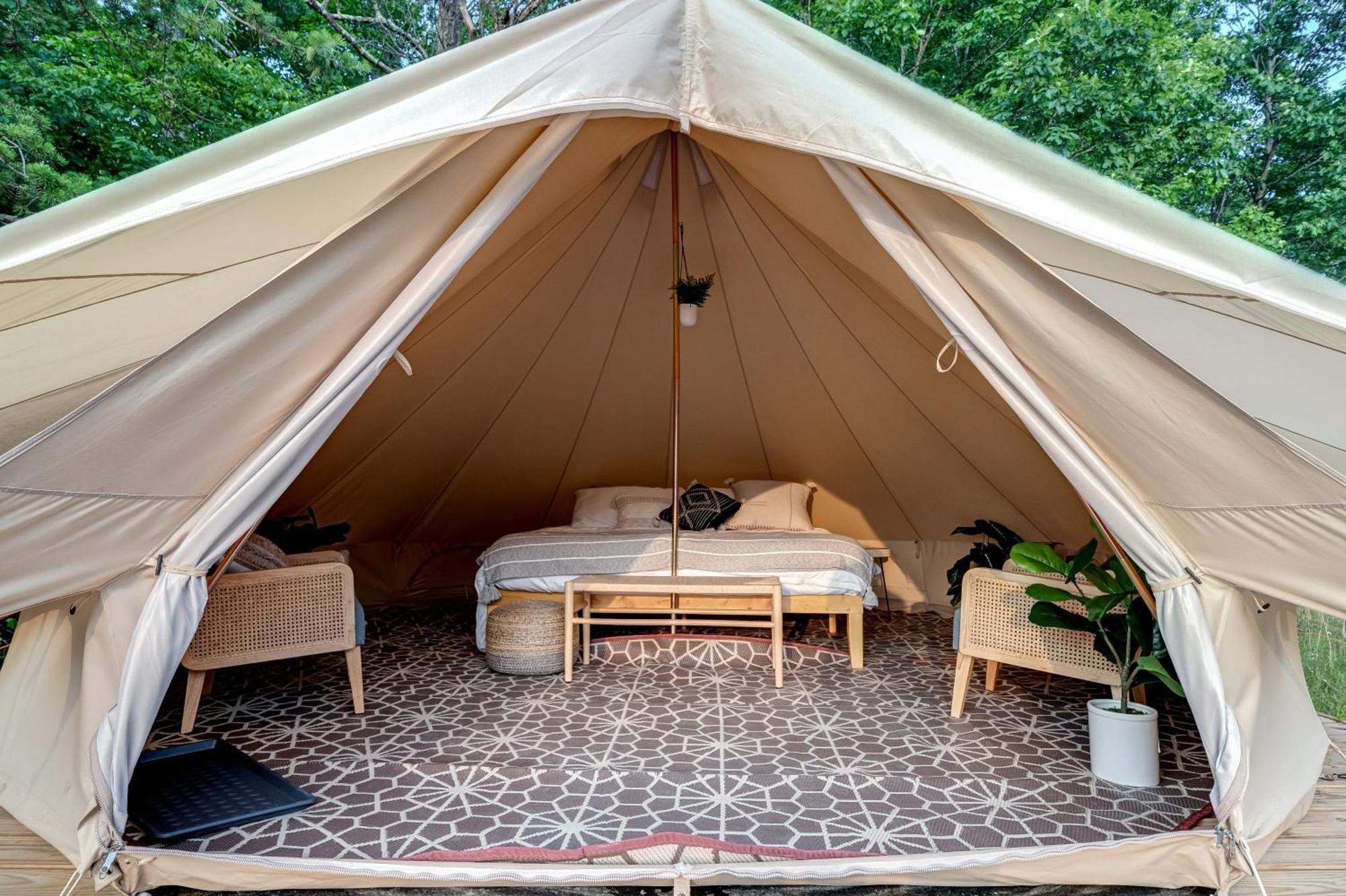 Firefly Ridge Luxury Retreat Hotel Great Cacapon Exterior foto